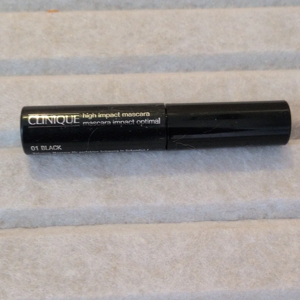 Clinique High Impact Mascara 01 Black Liquid Mascara H31 Volumizing Eye Makeup